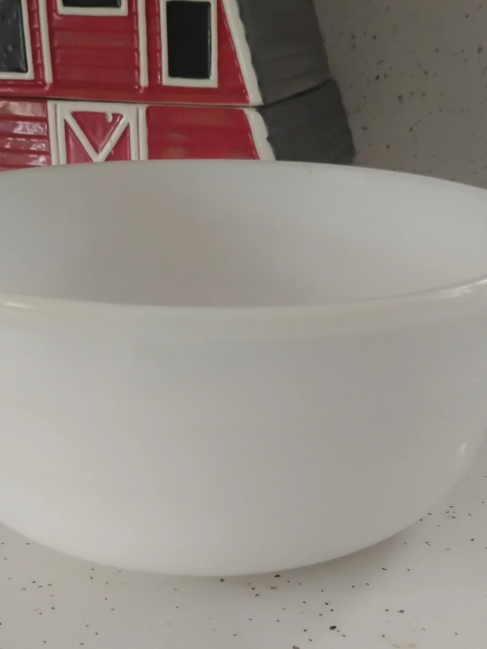 White Mixing Bowl - Classic Kitchen Bakeware